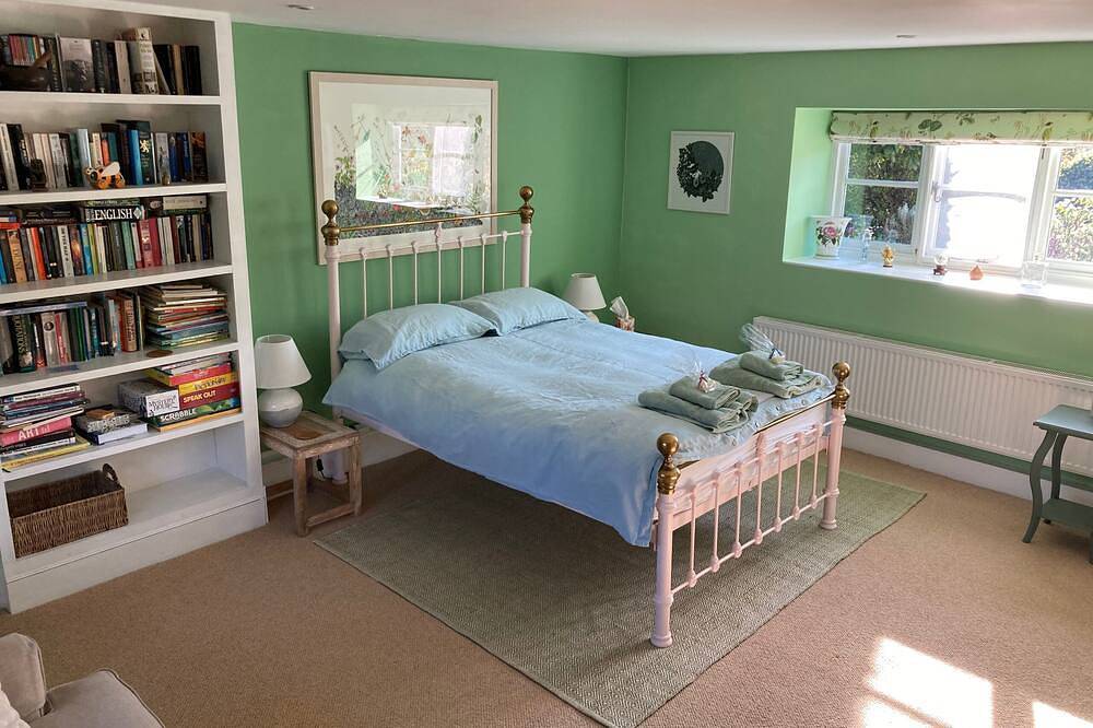 Superior Double with with ensuite - The Green Room in Somerset