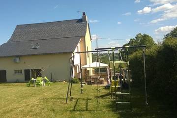 Gîte pour 6 personnes, avec jardin et terrasse, animaux acceptés à Najac