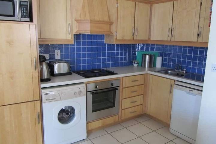 Ganze Wohnung, Sea View Apartment in Galway, County Galway