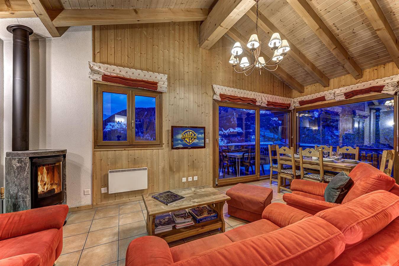 Chalet Petite Arvine - Jacuzzi - Views in Riddes, Alpes valaisannes