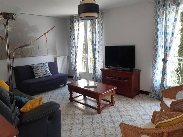 Location de vacances pour 6 personnes, avec jardin et vue, animaux acceptés à Terrasson-Lavilledieu - 3