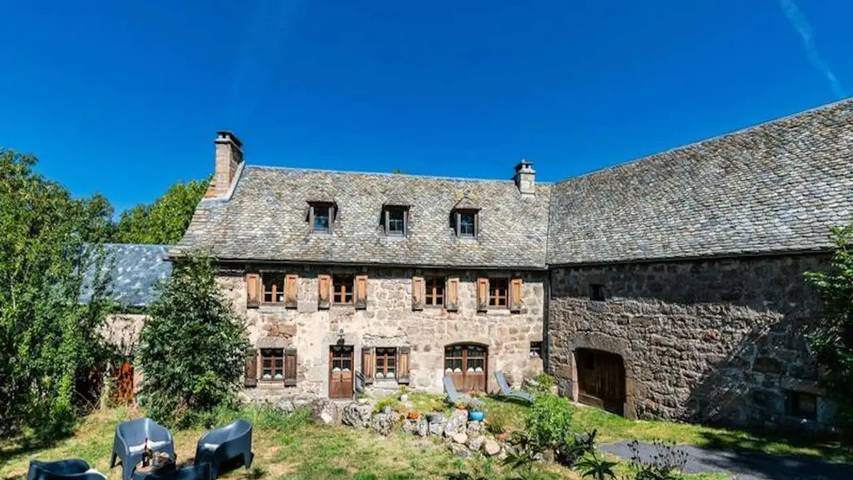 Gîte pour 9 personnes, avec piscine et jardin à Brion (Lozère) - 2