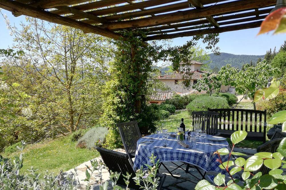 Appartamento vacanze a Pelago a partire da 163€ a notte