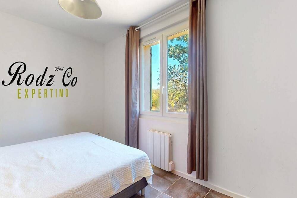 Gîte de charme au pied du Luberon avec piscine privée à Apt en Provence in Apt, Parc naturel régional du Luberon
