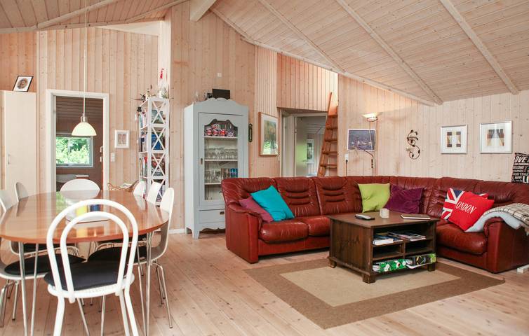 Ferienhaus für 8 Personen, mit Terrasse und Whirlpool sowie Sauna in Tårup - 4