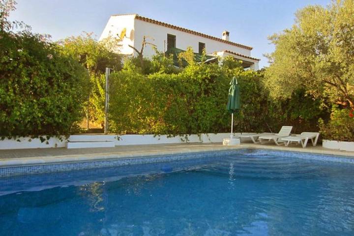 Apartamento para 12 personas, con Terraza y Jardín además de Piscina y Vistas en Pozoblanco