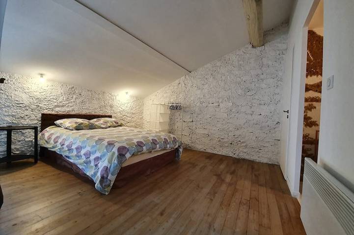 Location de vacances pour 5 personnes, avec terrasse et piscine à Olonzac - 2