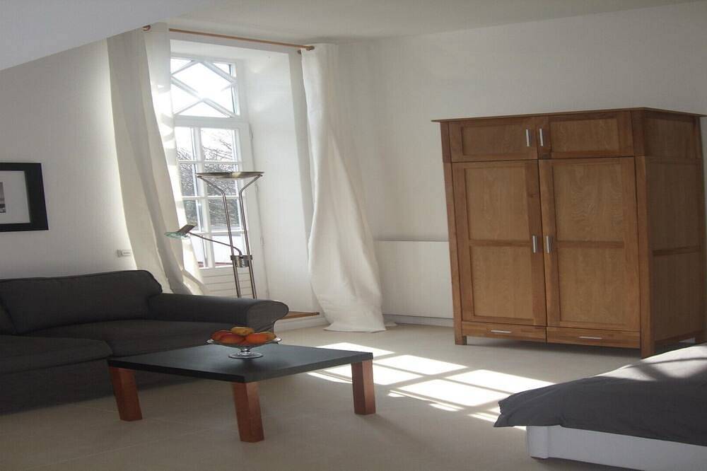Ganze Wohnung, Ruhige Lage, Fußentfernung Ostsee, modern, Wlan, Reisesperre - volle Erstattung in Travemünde, Lübeck