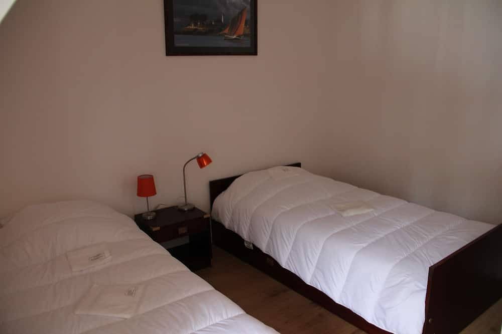 Casa De La Familia, Con Vistas Al Mar in Bono, Côte des Mégalithes