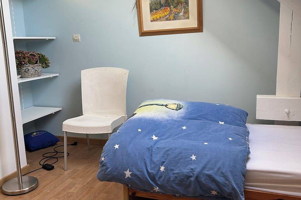 Lavender room with twin beds, long Zen infrared heating and softness in Étaples, Montreuil und Umgebung