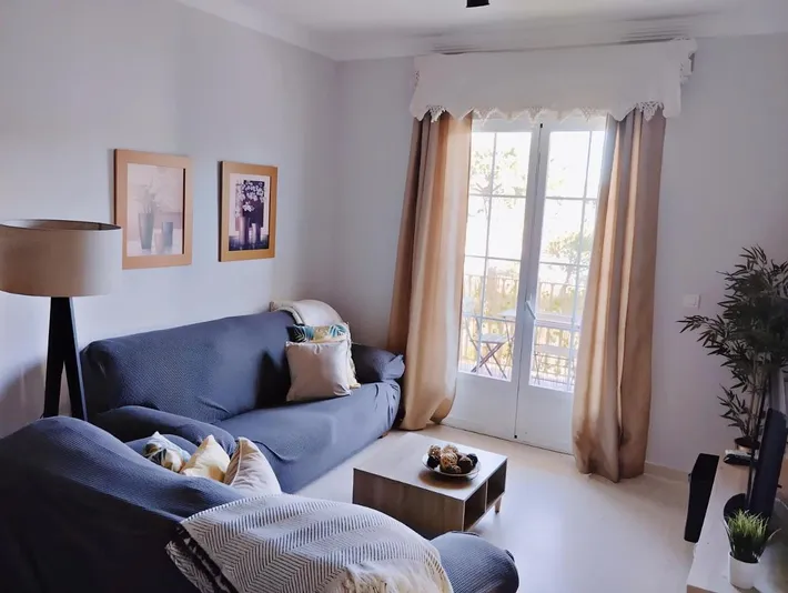 Apartamento de vacaciones para 6 personas, con piscina además de vistas y jardín, Se admiten mascotas - 1