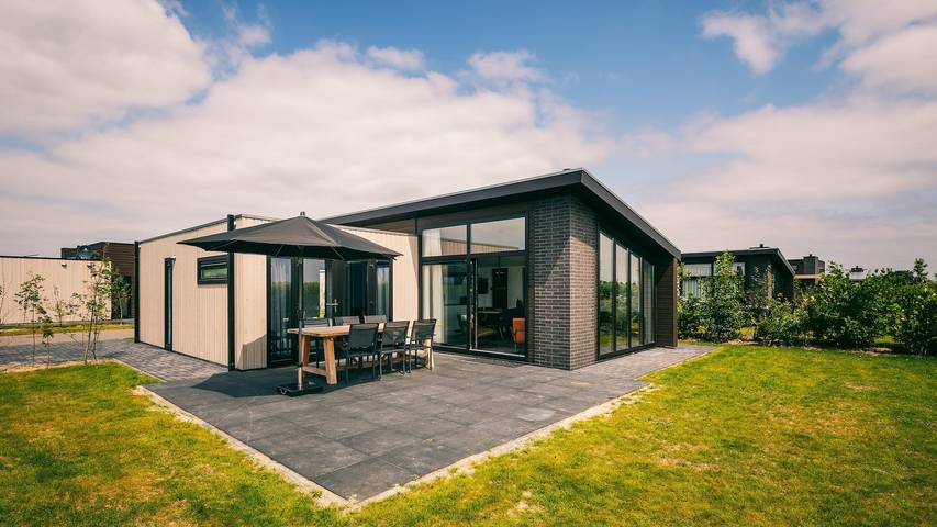 Bungalow für 7 Personen, mit Balkon/Terrasse und Terrasse sowie Garten in Südholland