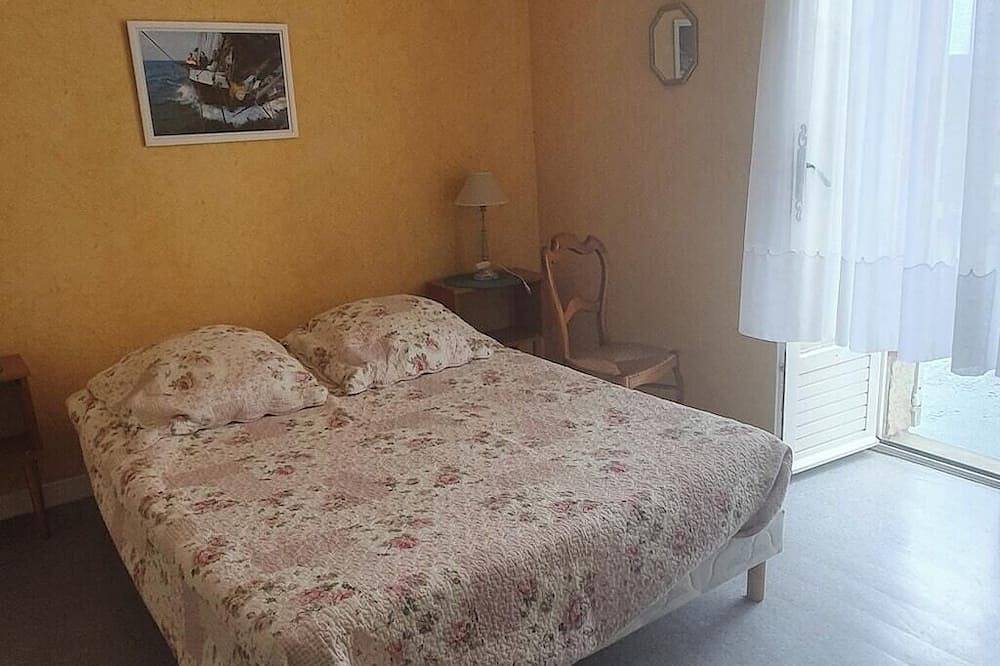 Entire apartment, Homerez - Apartment Saint-Quay-Portrieux in Saint-Quay-Portrieux, Côte de Goëlo