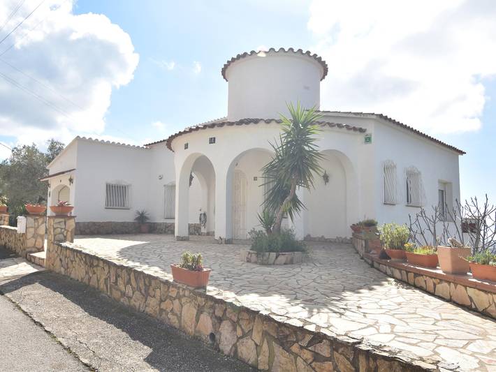 Exklusive Villa in Roses mit privatem Pool in El Mas Fumats, Roses