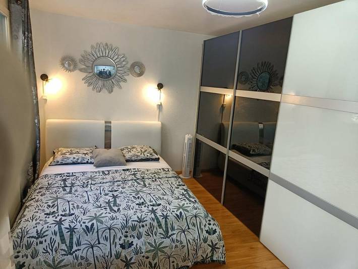Chambre d’hôte pour 2 personnes, avec balcon et vue