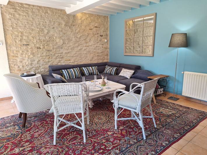 Maison de vacances 'Longues Amarres' avec terrasse, jardin et Wi-Fi in Longues-sur-Mer, Région de Bayeux