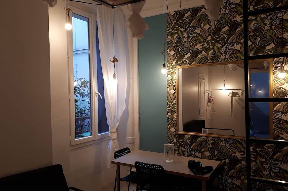 Geheel appartement, Arty 20m² district of Batignolles in Parijs, Ile de France