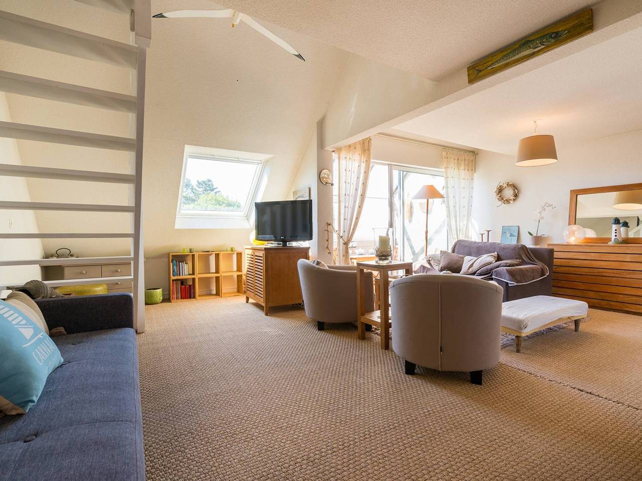 Appartement entier, Appartement duplex 55m² à Carnac - 4 pers, Wifi, proche plage et Thalasso, parking inclus in Carnac, Côte des Mégalithes