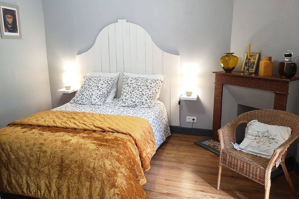 Villa, 3 bedrooms, 2 bathrooms, garden + pool on 10 hectares of nature in Lalinde, Périgord Pourpre