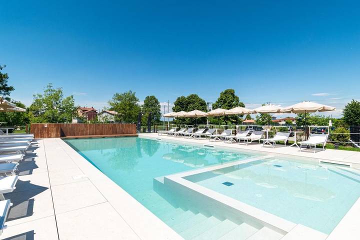 Resort per 2 persone, con Giardino e Piscina in Friuli-Venezia Giulia