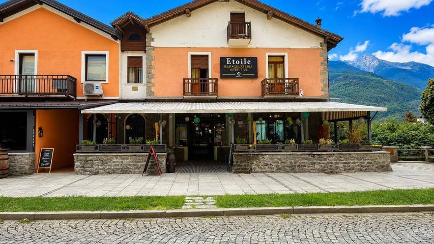 Hôtel pour 2 personnes, avec Terrasse et Vue dans Saint-Vincent