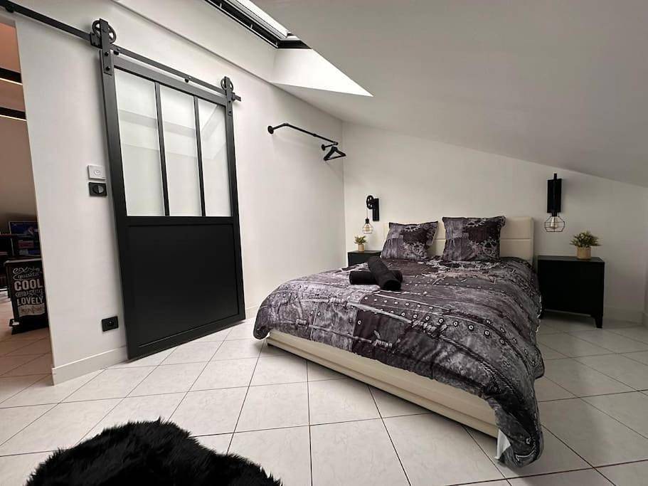 Appartement entier, One-Bedroom Apartment in Noisseville, Metz-Campagne