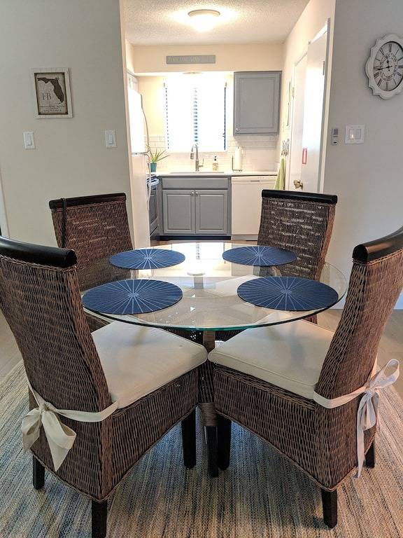 Vacation rental for 4 people, with terrace and pool in Amelia Island