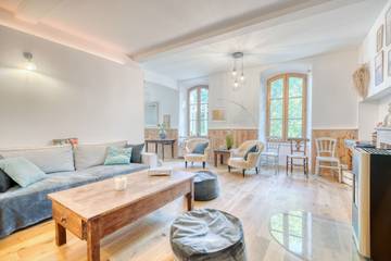 Location De Vacances pour 12 Personnes dans Revel, Parc naturel régional du Haut-Languedoc, Photo 1