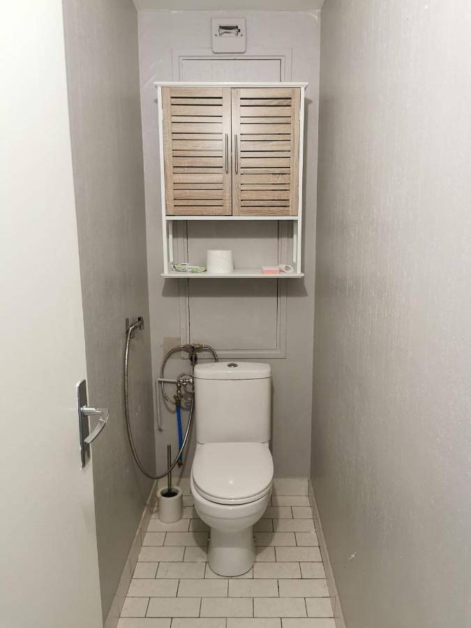 Appartement de vacances entier, Double Room with Balcony in Blois, Région de Blois