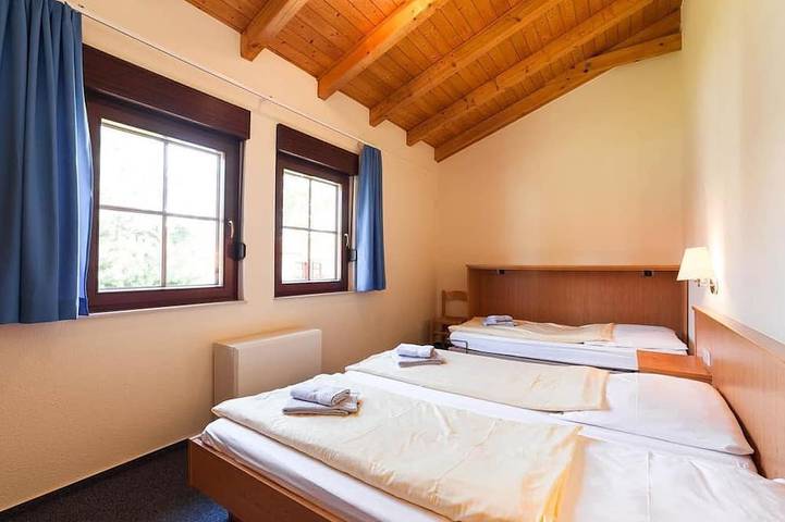 Ferienpark für 7 Personen, mit Whirlpool und Balkon/Terrasse sowie Sauna und Terrasse, mit Haustier in Sachsen - 3