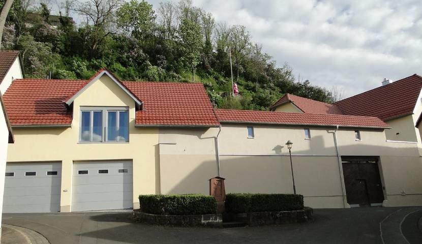 Ganze Wohnung, Haus der Weinfreunde - Ferienwohnung Weinfreunde(80qm)in historischen Esamble in Zellingen, Fränkisches Weinland