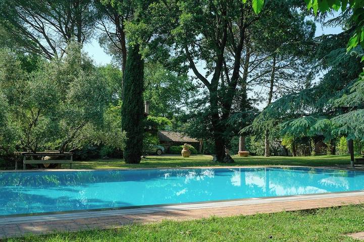 Ferienhaus für 4 Personen, mit Pool und Garten