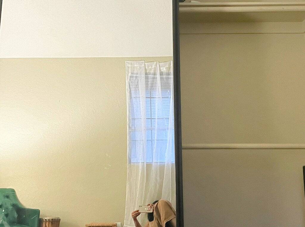 Serene home by lake; private bed & bath in Lake Elsinore, Riverside County