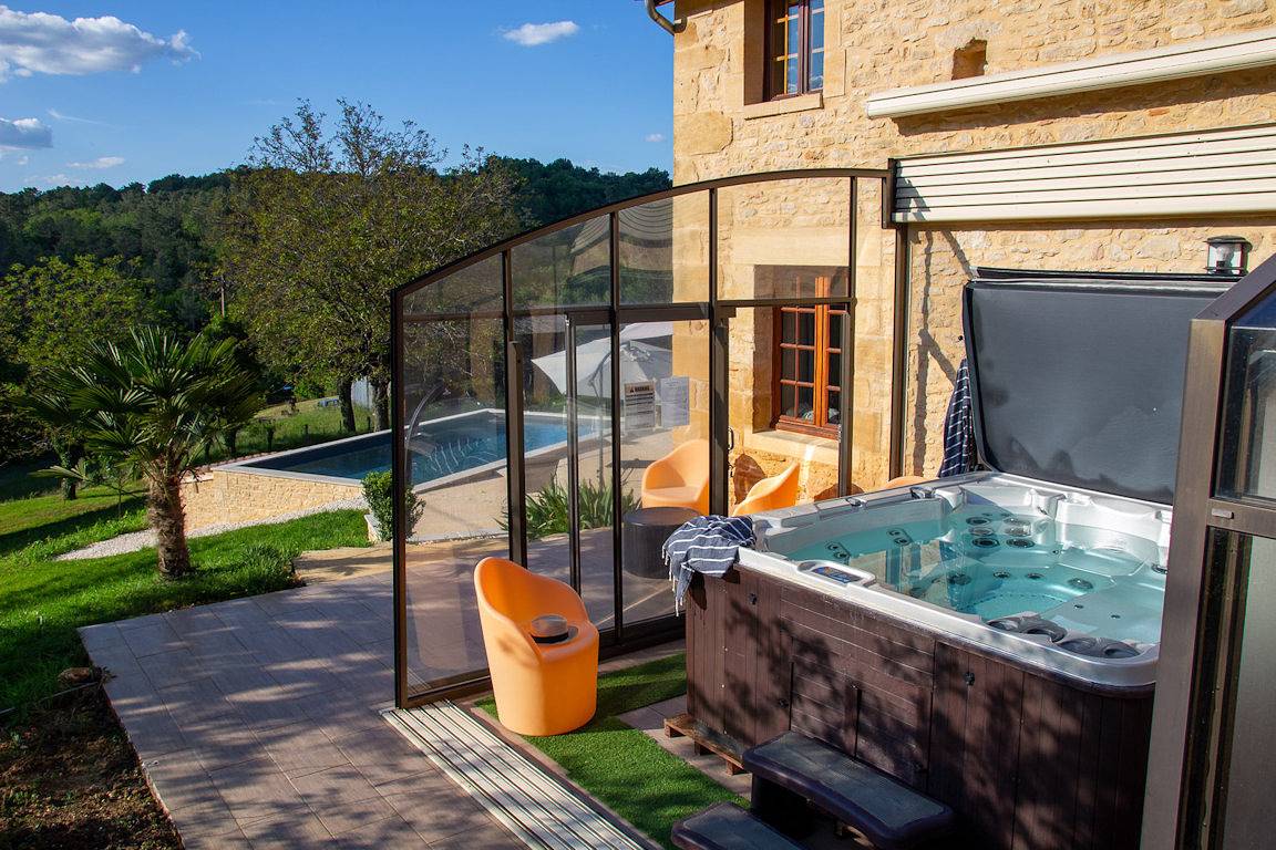 Gîte Le Four à Pain, piscine et Spa in Marquay, Périgord Noir