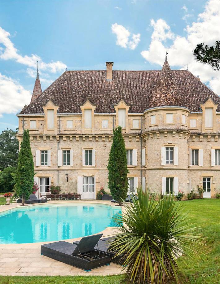 Château pour 15 personnes avec piscine in Castelsagrat, Quercy