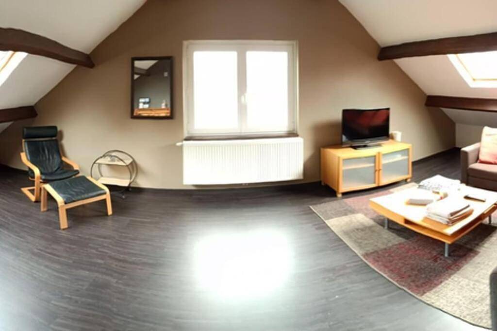 Appartement entier, Ard&d : spacieux Gîte rural - 3 épis / 6 personnes in Namur, Région de Namur