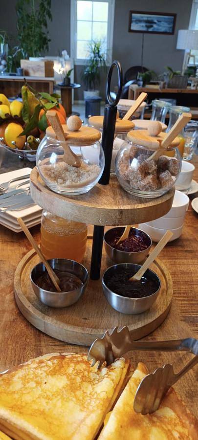 Chambre d’hôte pour 2 personnes, avec jardin ainsi que terrasse et vue, animaux acceptés à Sauzon - 3