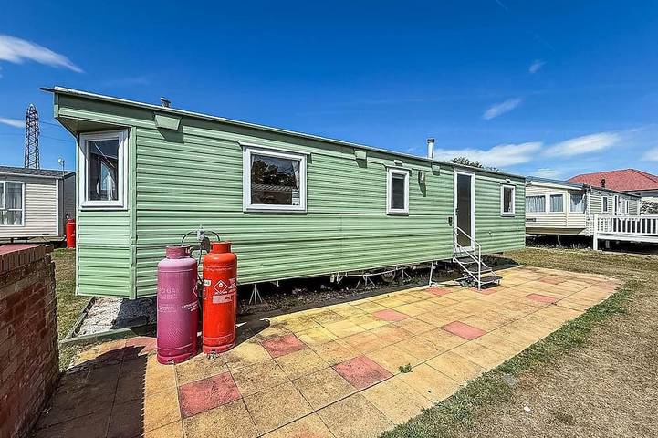 Static caravan for 8 people in Clacton-on-Sea