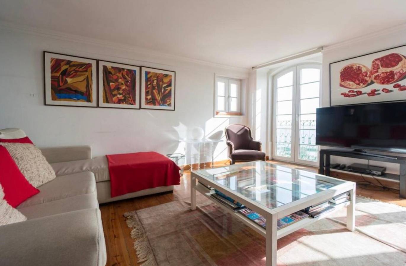 Ganze Wohnung, Apartment 'Alfama Com Vista Rio' mit Balkon, Wlan und Klimaanlage in Sé, Santa Maria Maior