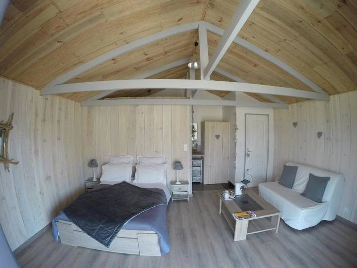 Chambre d’hôte pour 2 personnes, avec Balcon et Terrasse ainsi que Jacuzzi et Jardin à Blaye