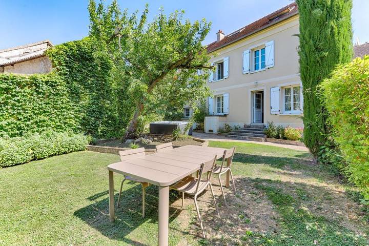 Ferienwohnung für 4 Personen, mit Whirlpool und Terrasse sowie Garten in Disneyland Paris - 3