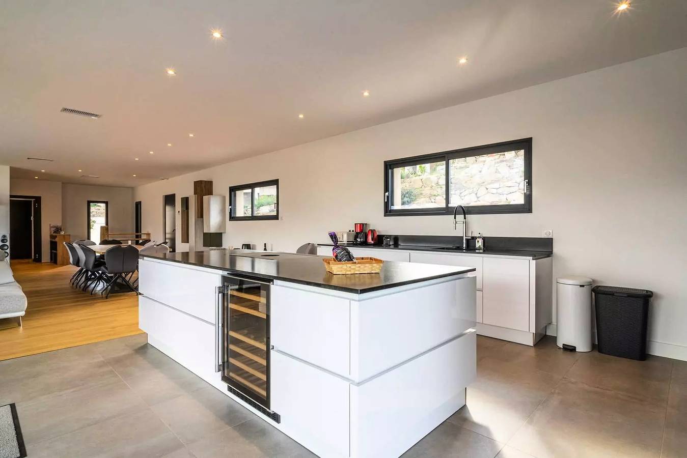 Villa Terra Bella piscina climatizada y vista al mar in Propriano, Distrito de Sartène