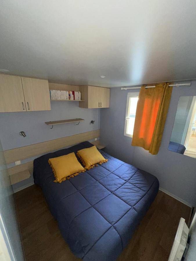 Camping pour 6 personnes, avec piscine ainsi que bassin pour enfant et jardin, animaux acceptés