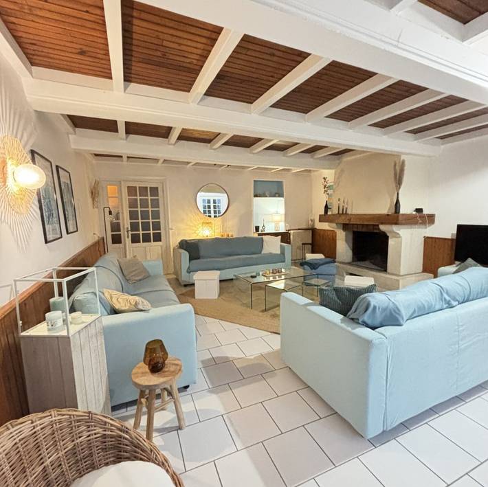Gîte pour 22 personnes, avec Terrasse et Jardin
