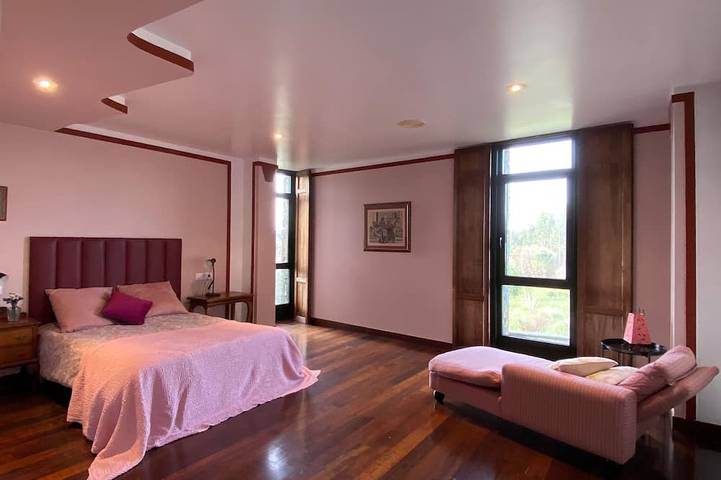 Ag House O Remanso de Pedreira with 20000 m2 of land in Carballo, Province de La Corogne