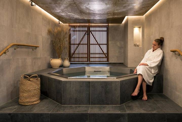 Hôtel pour 4 personnes, avec sauna ainsi que jacuzzi et terrasse dans Orebro - 4