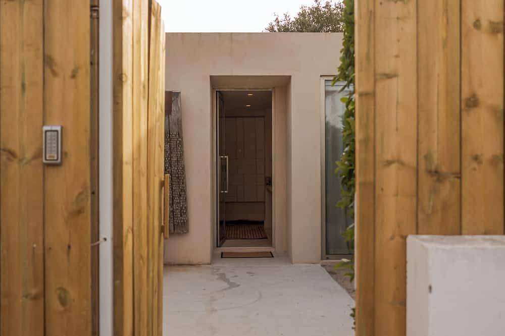 Comporta Luxury and Modern Villa with 5 suites - 7 beds - 10 guests in Comporta, Costa Alentejana