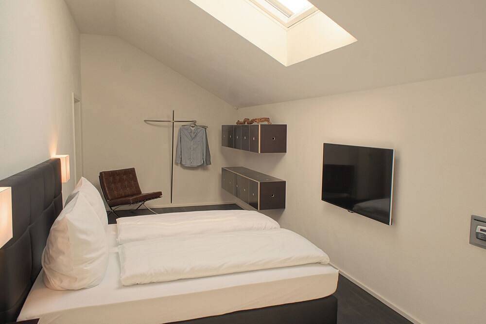 Ganze Wohnung, Suite 2, bis 4 Personen und Kleinkind, Balkon, Maisonette, 90 qm in Waging am See, Rupertiwinkel