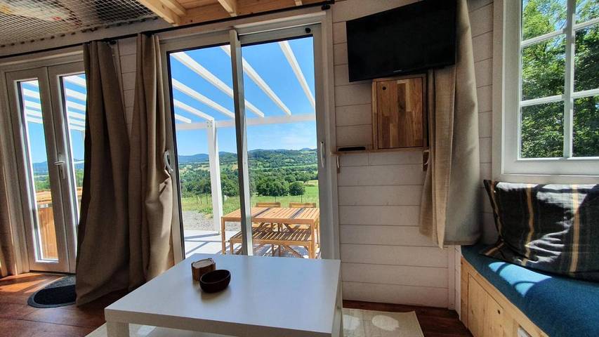 Gîte pour 4 personnes, avec jardin et vue à Saint-Pierre-Roche - 3