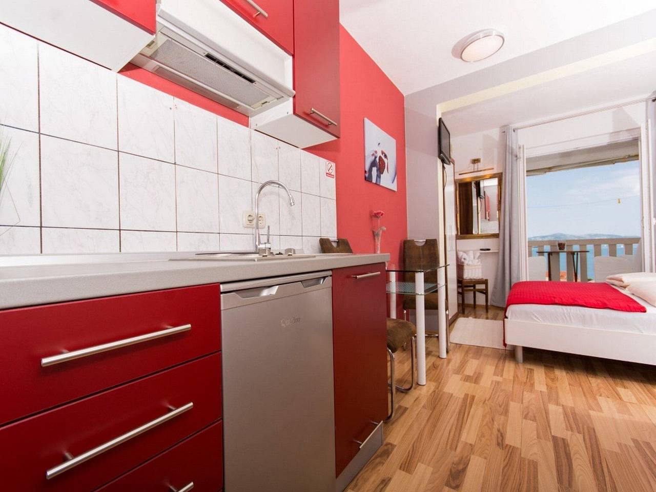 Cijeli apartman, Villa Stil - Studio Apartment with Balcony and Sea View 103 in Okrug Gornji, Ciovo